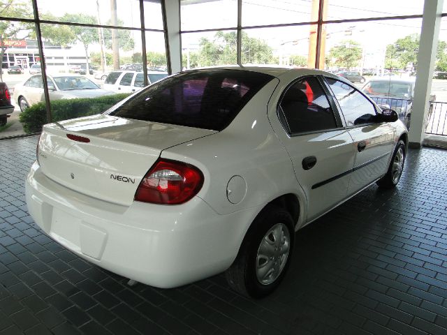 Dodge Neon SE Sedan