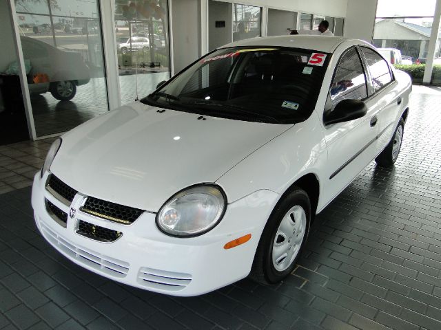 Dodge Neon 2005 photo 2