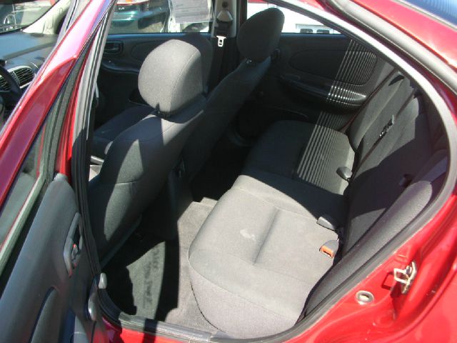 Dodge Neon 2005 photo 2