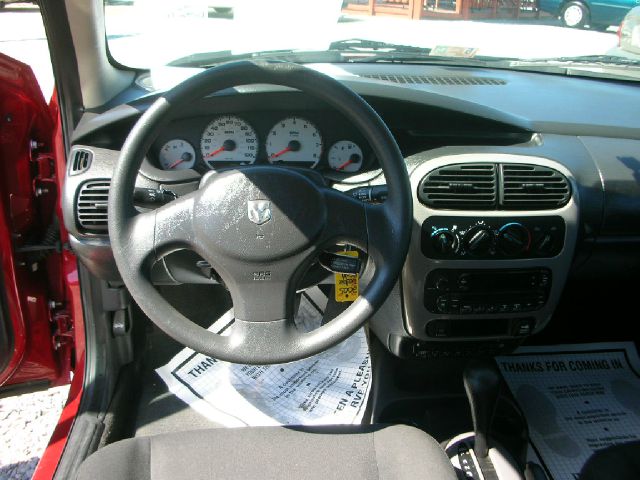 Dodge Neon 2005 photo 6