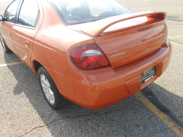 Dodge Neon 2005 photo 2