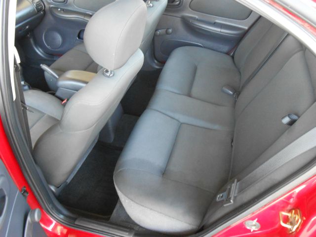 Dodge Neon 2005 photo 2