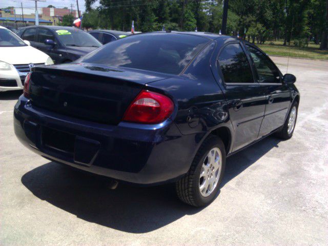 Dodge Neon 2005 photo 2