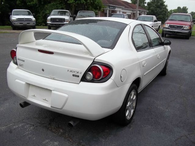 Dodge Neon 2005 photo 2