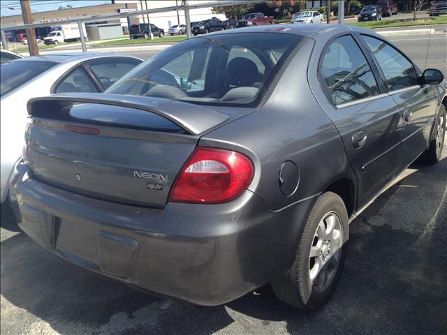 Dodge Neon 2005 photo 2