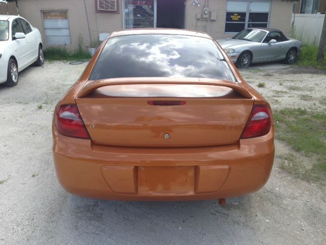 Dodge Neon 2005 photo 2