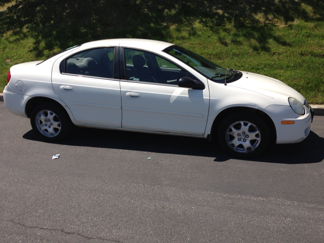 Dodge Neon 2005 photo 2