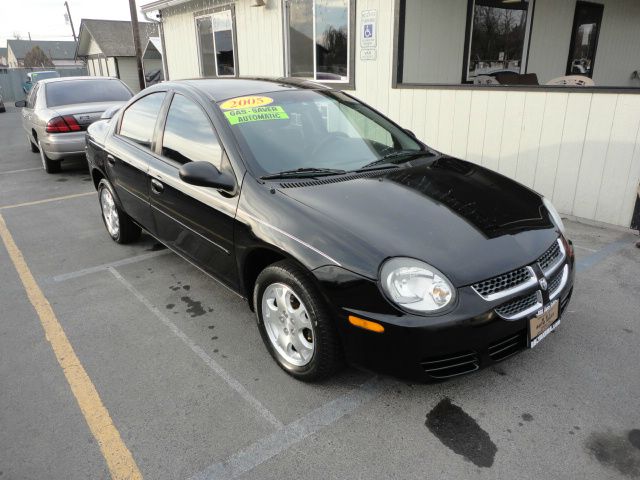 Dodge Neon 2005 photo 2