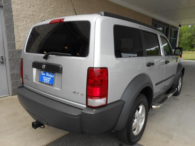 Dodge Nitro 2007 photo 2