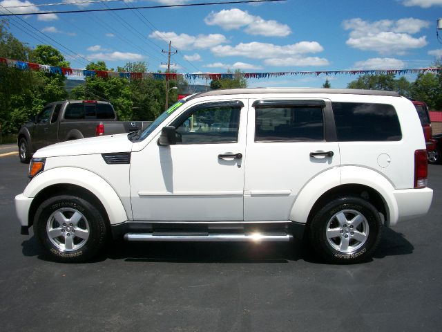 Dodge Nitro 2007 photo 2