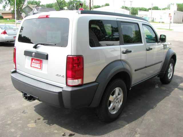 Dodge Nitro 2007 photo 2