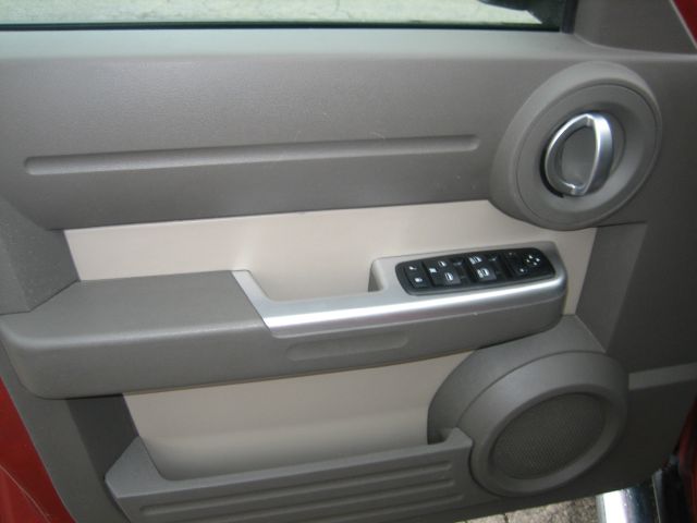 Dodge Nitro 2007 photo 3