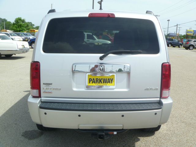 Dodge Nitro 2008 photo 4