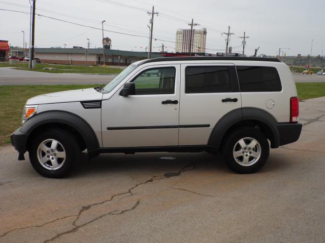 Dodge Nitro 2008 photo 14