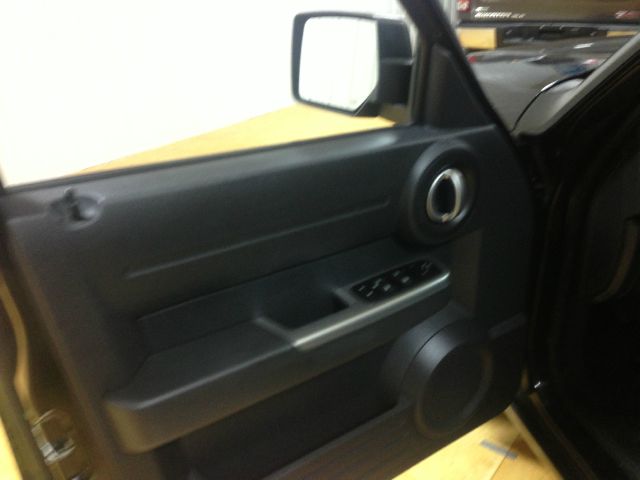 Dodge Nitro 2008 photo 3