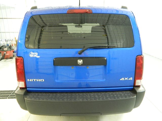 Dodge Nitro 2008 photo 4