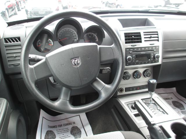 Dodge Nitro 2008 photo 6