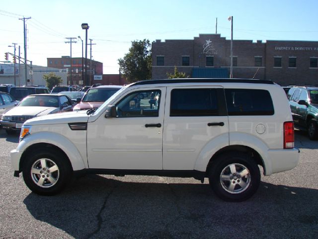 Dodge Nitro 2008 photo 1