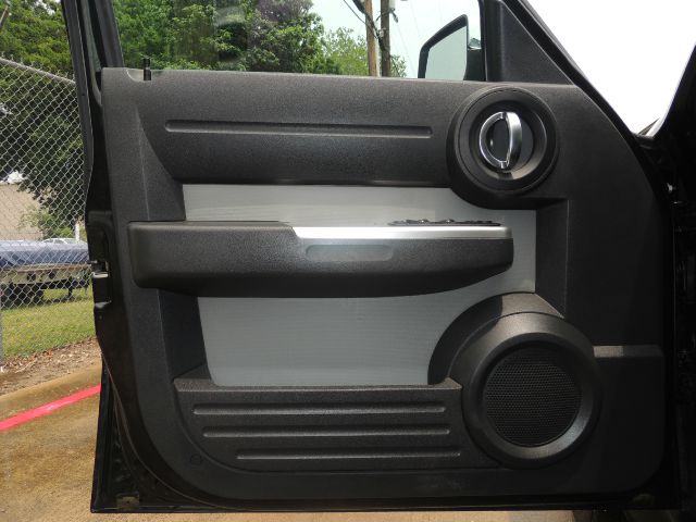 Dodge Nitro 2009 photo 19