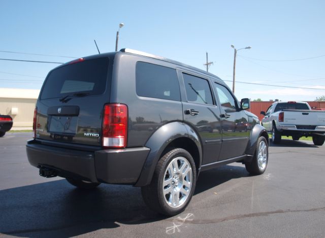 Dodge Nitro 2010 photo 1