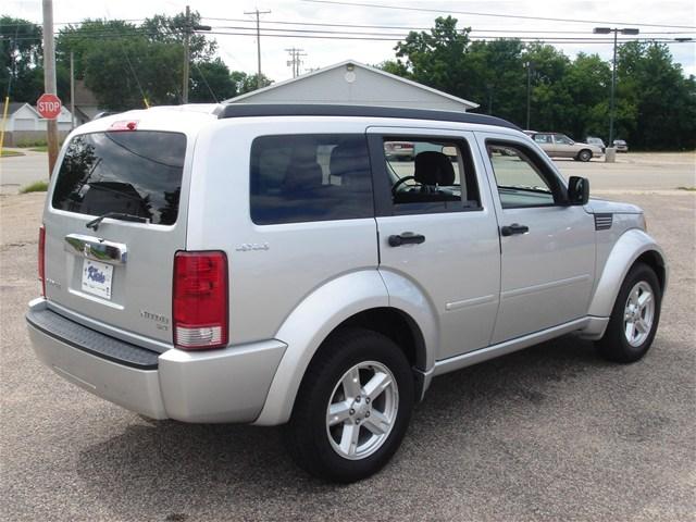 Dodge Nitro 2010 photo 5