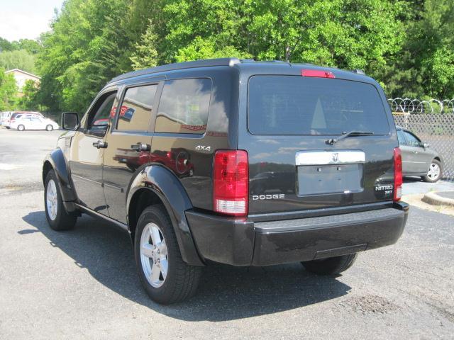 Dodge Nitro 2010 photo 3