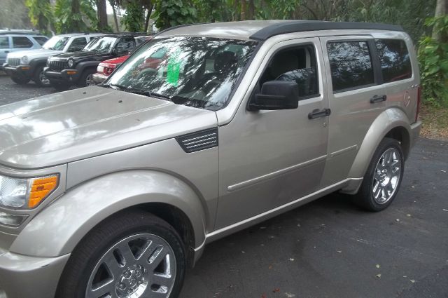 Dodge Nitro 2010 photo 1