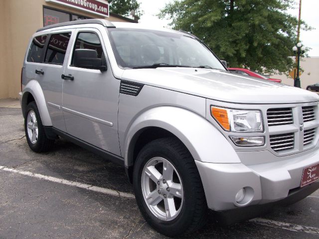 Dodge Nitro 2010 photo 2