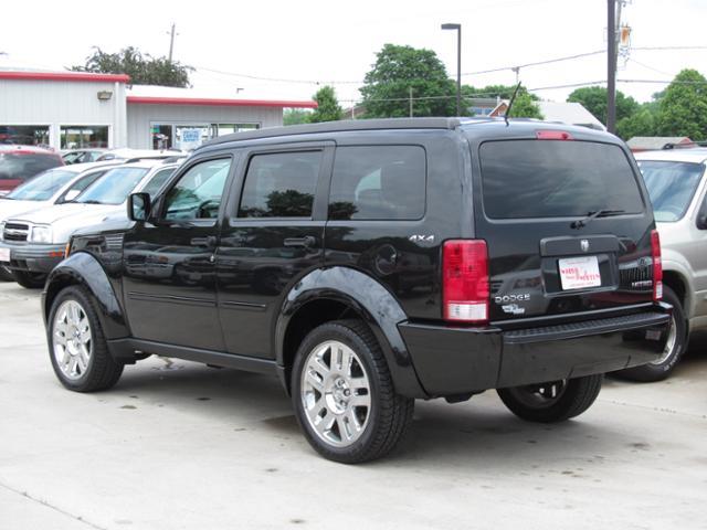 Dodge Nitro 2010 photo 3