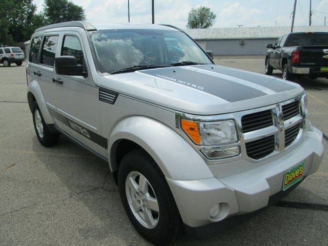 Dodge Nitro 2010 photo 2