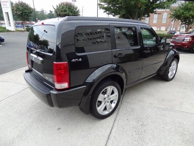 Dodge Nitro 2010 photo 5