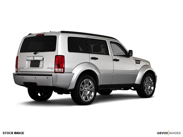 Dodge Nitro 2010 photo 2