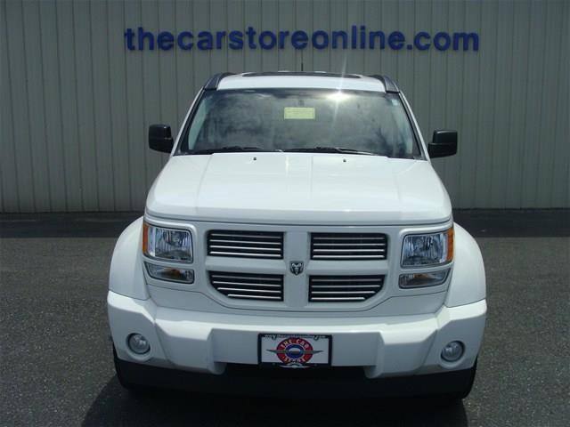 Dodge Nitro 2011 photo 4