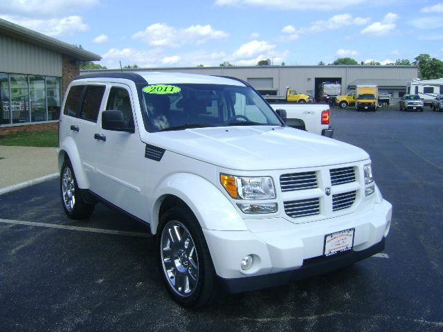 Dodge Nitro 2011 photo 1