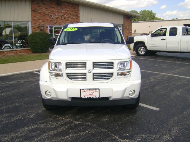 Dodge Nitro 2011 photo 2