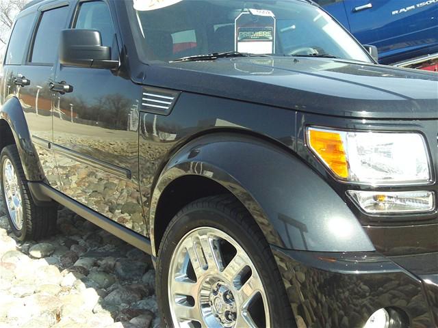 Dodge Nitro 2011 photo 3