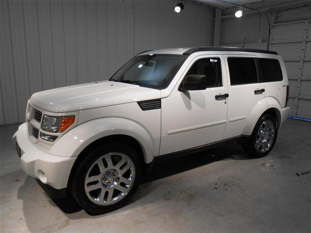 Dodge Nitro 2011 photo 2