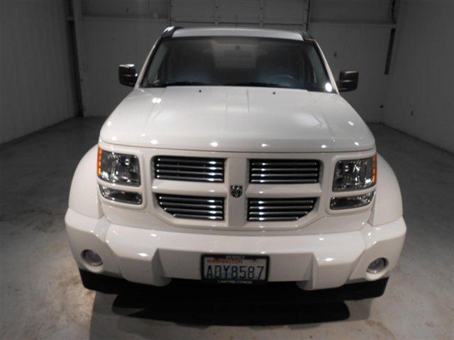 Dodge Nitro 2011 photo 3