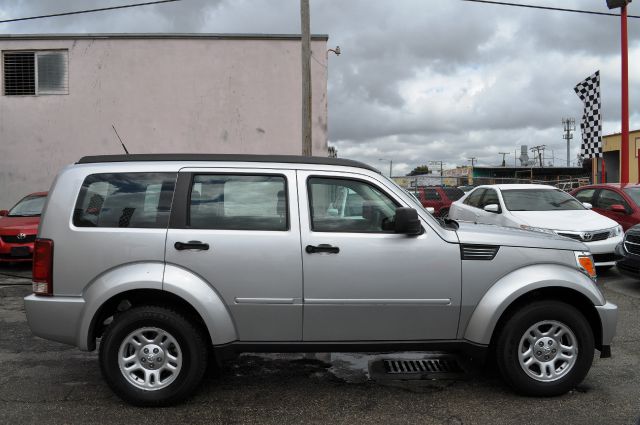 Dodge Nitro 2011 photo 1