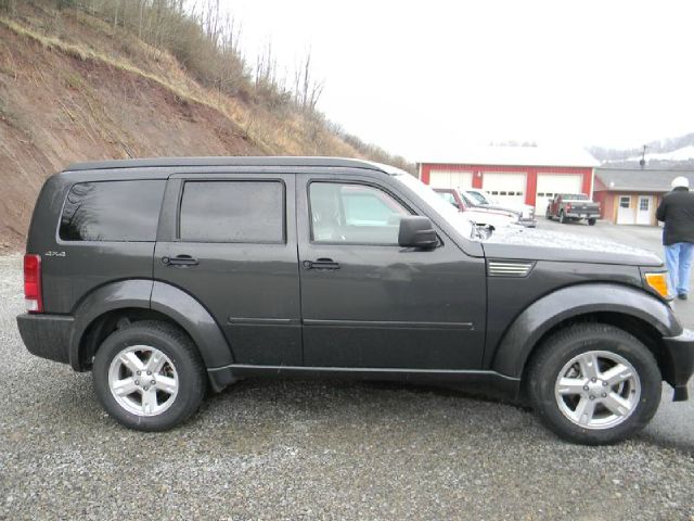 Dodge Nitro 2011 photo 3