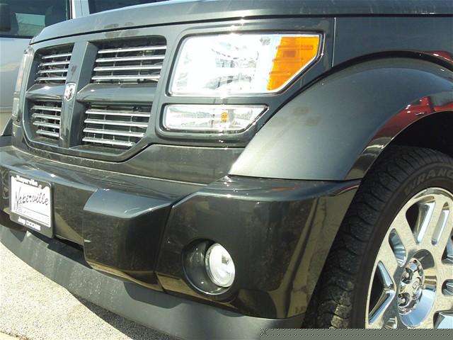 Dodge Nitro 2011 photo 3