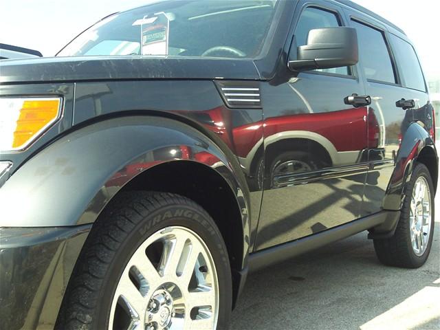 Dodge Nitro 2011 photo 2