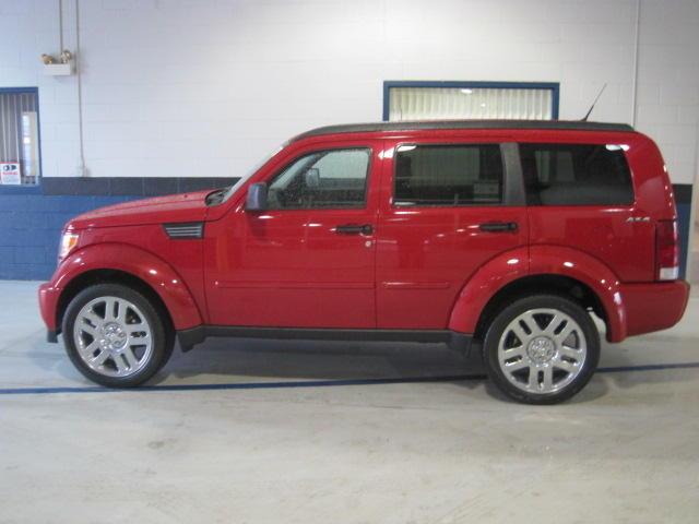 Dodge Nitro 2011 photo 3