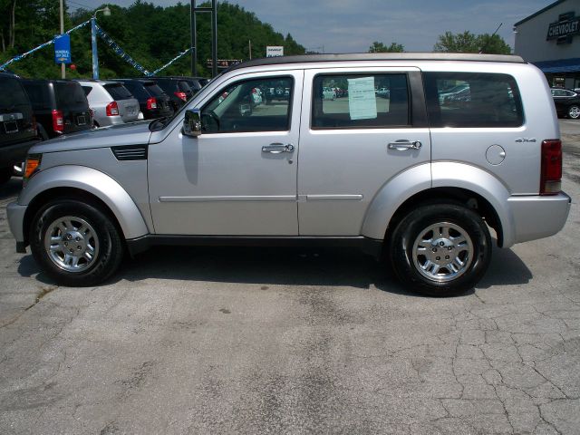 Dodge Nitro 2011 photo 1