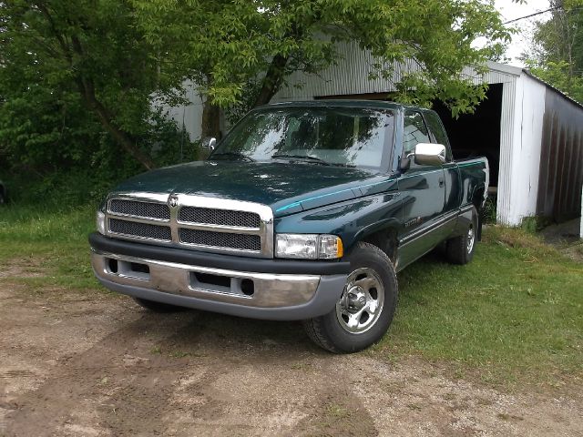 Dodge Ram 1500 1995 photo 1