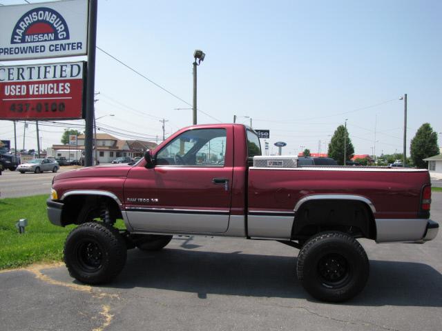 Dodge Ram 1500 1995 photo 1