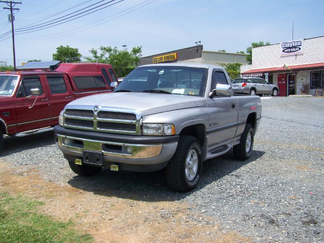 Dodge Ram 1500 1996 photo 1