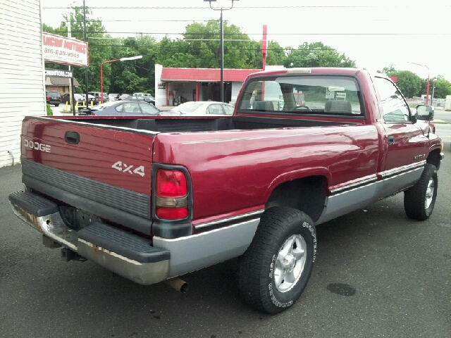 Dodge Ram 1500 1996 photo 3