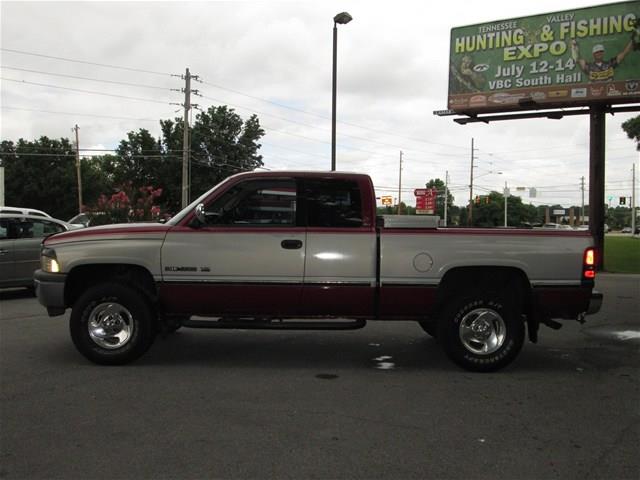 Dodge Ram 1500 1996 photo 1