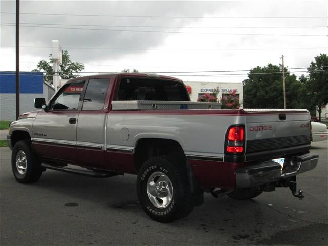 Dodge Ram 1500 1996 photo 3